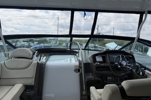 35ft Cruisers Yachts Yacht For Sale