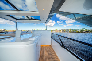 72FT (21.95M) AZIMUT