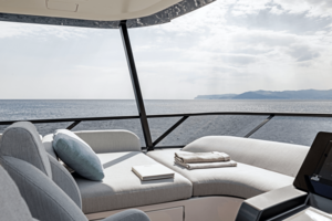 72FT (21.95M) AZIMUT