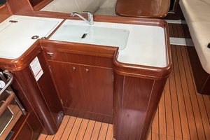 LunaYSol 37ft Beneteau Yacht For Sale