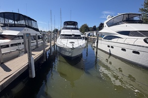 OUR HAVEN 39ft Carver Yacht For Sale