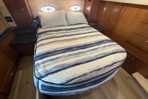 OUR HAVEN 39ft Carver Yacht For Sale