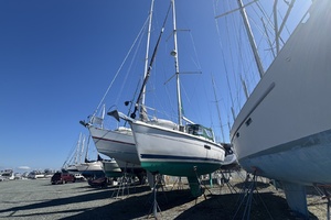 42ft Hunter Yacht For Sale