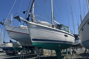 42ft Hunter Yacht For Sale