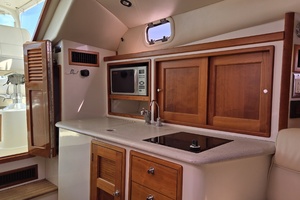 TRUE LOVE 29ft MJM Yacht For Sale
