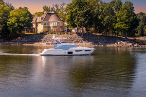 Yacht for sale 60FT (18.29M) AZIMUT