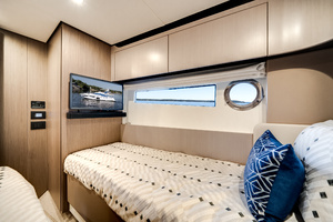 60FT (18.29M) AZIMUT