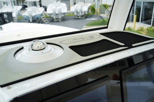 27ft Sea Hunt Yacht For Sale