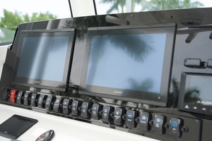 27ft Sea Hunt Yacht For Sale
