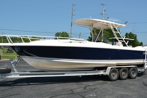32ft Intrepid Yacht For Sale