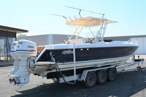 32ft Intrepid Yacht For Sale