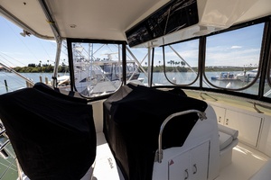 LINE UP 43ft Hatteras Yacht For Sale