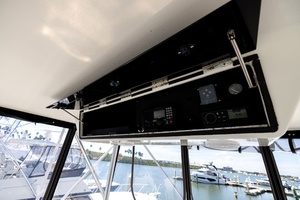 LINE UP 43ft Hatteras Yacht For Sale