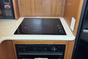 Anchors Oy Vay 43ft Silverton Yacht For Sale