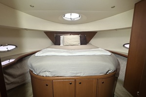 Anchors Oy Vay 43ft Silverton Yacht For Sale