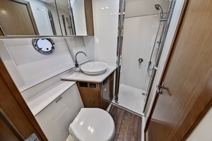 41ft Cruisers Yachts Yacht For Sale