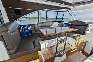 41ft Cruisers Yachts Yacht For Sale
