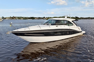 41ft Cruisers Yachts Yacht For Sale