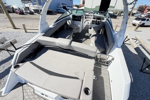 SHELL YEA    26ft Four Winns Yacht For Sale