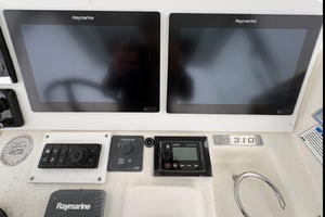 Messfolio 31ft Pursuit Yacht For Sale