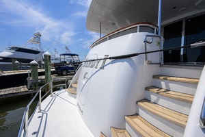 WENDY I 80ft Hatteras Yacht For Sale