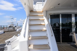 WENDY I 80ft Hatteras Yacht For Sale