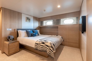 SANCTUARY 109ft Lynx Yacht For Sale