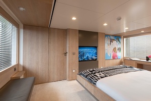 SANCTUARY 109ft Lynx Yacht For Sale