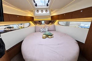 34ft Jeanneau Yacht For Sale