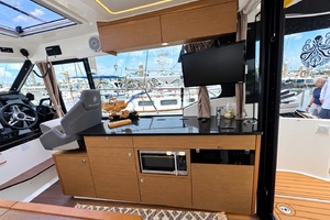 34ft Jeanneau Yacht For Sale