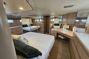 71FT (21.64M) HATTERAS