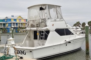 SALTY DOG 39ft Hatteras Yacht For Sale