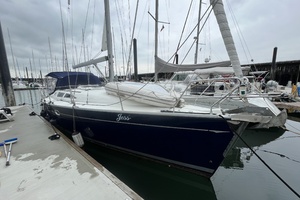 38ft Jeanneau Yacht For Sale