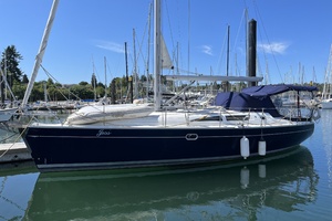 38ft Jeanneau Yacht For Sale