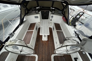38ft Jeanneau Yacht For Sale
