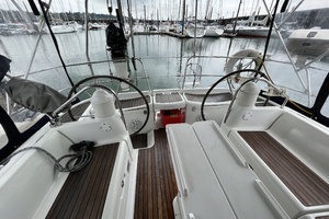 38ft Jeanneau Yacht For Sale