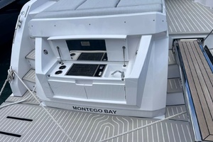 CAYENA Worth Avenue Yachts