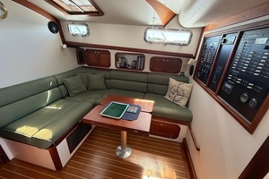 Quest 40ft Legacy Yacht For Sale