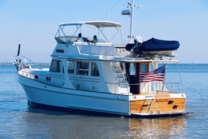 SUMMER WIND Worth Avenue Yachts