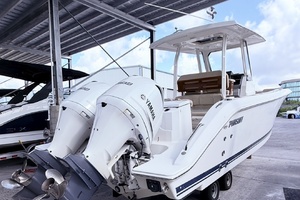 30ft Pursuit Yacht For Sale
