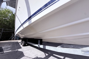 30ft Pursuit Yacht For Sale