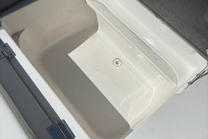 28ft Chaparral Yacht For Sale