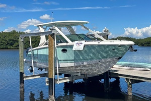 28ft Chaparral Yacht For Sale
