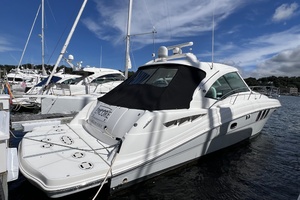 51FT (15.54M) SEA RAY Worth Avenue Yachts