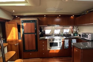 51FT (15.54M) SEA RAY