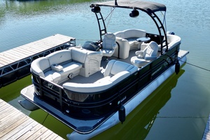 24ft Starcraft Yacht For Sale