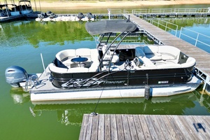 24ft Starcraft Yacht For Sale