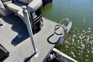 24ft Starcraft Yacht For Sale