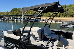 24ft Starcraft Yacht For Sale