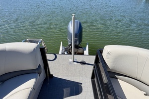 24ft Starcraft Yacht For Sale